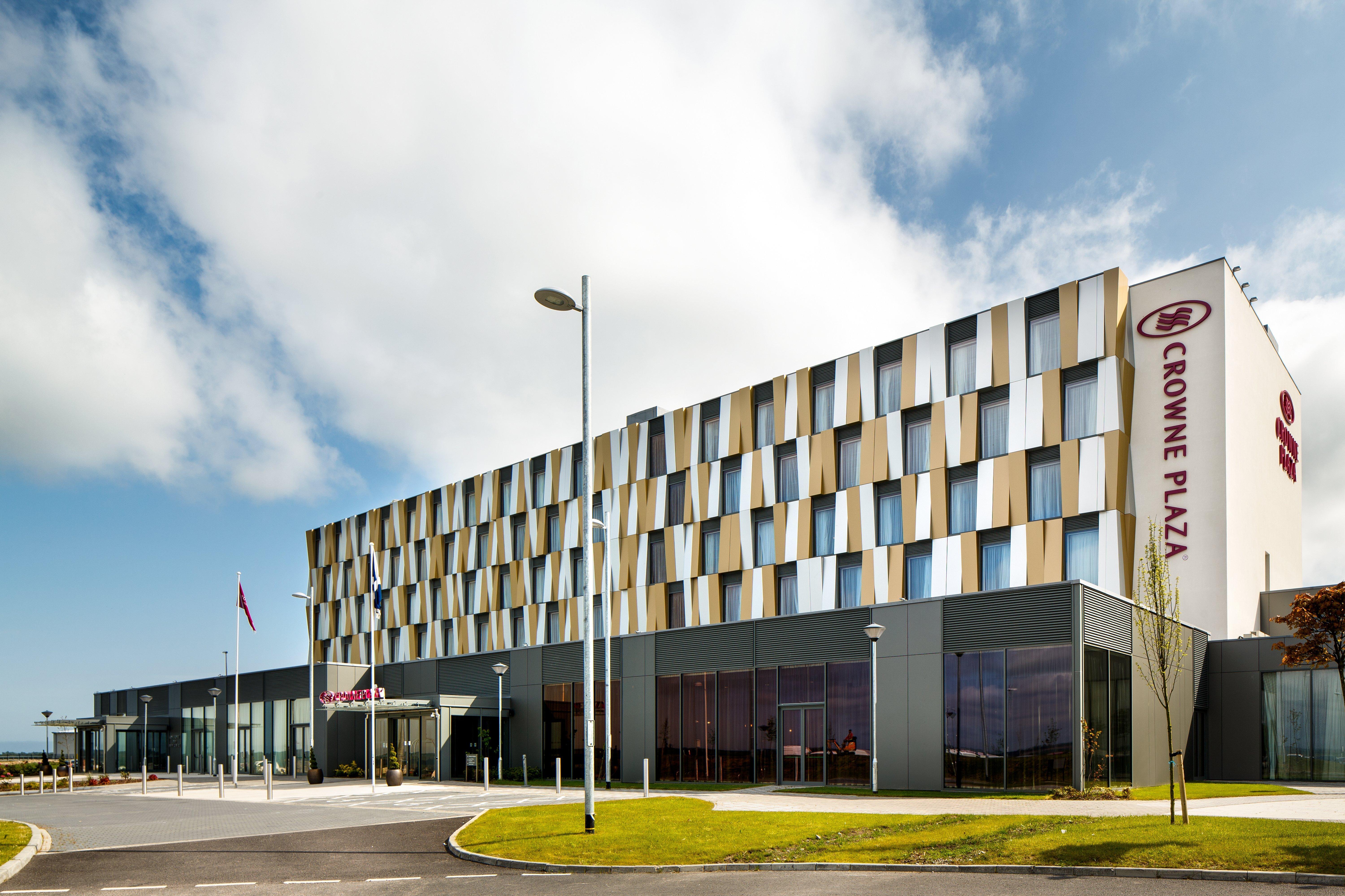 Crowne Plaza Aberdeen Airport By Ihg Dyce Exterior photo