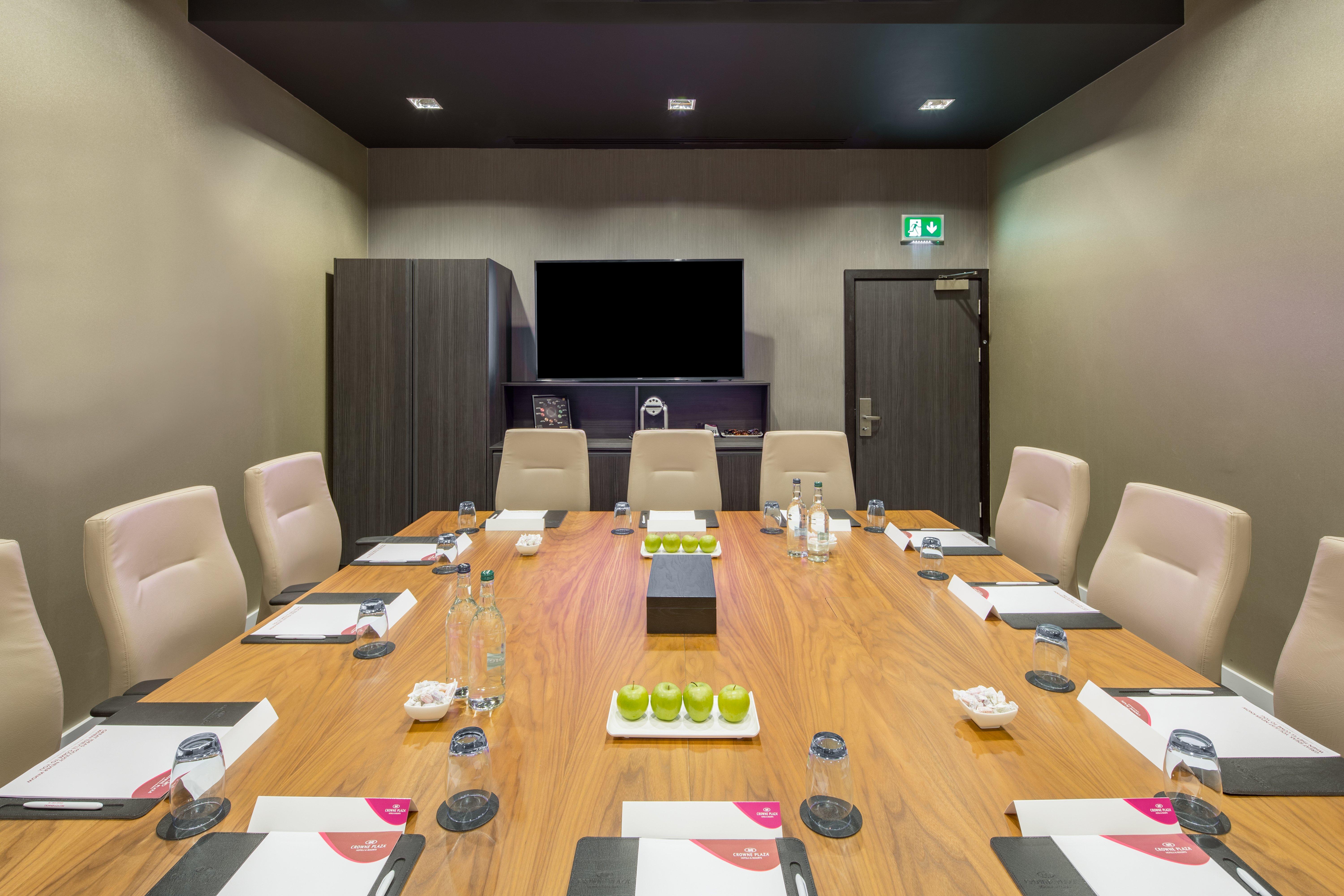 Crowne Plaza Aberdeen Airport By Ihg Dyce Exterior photo