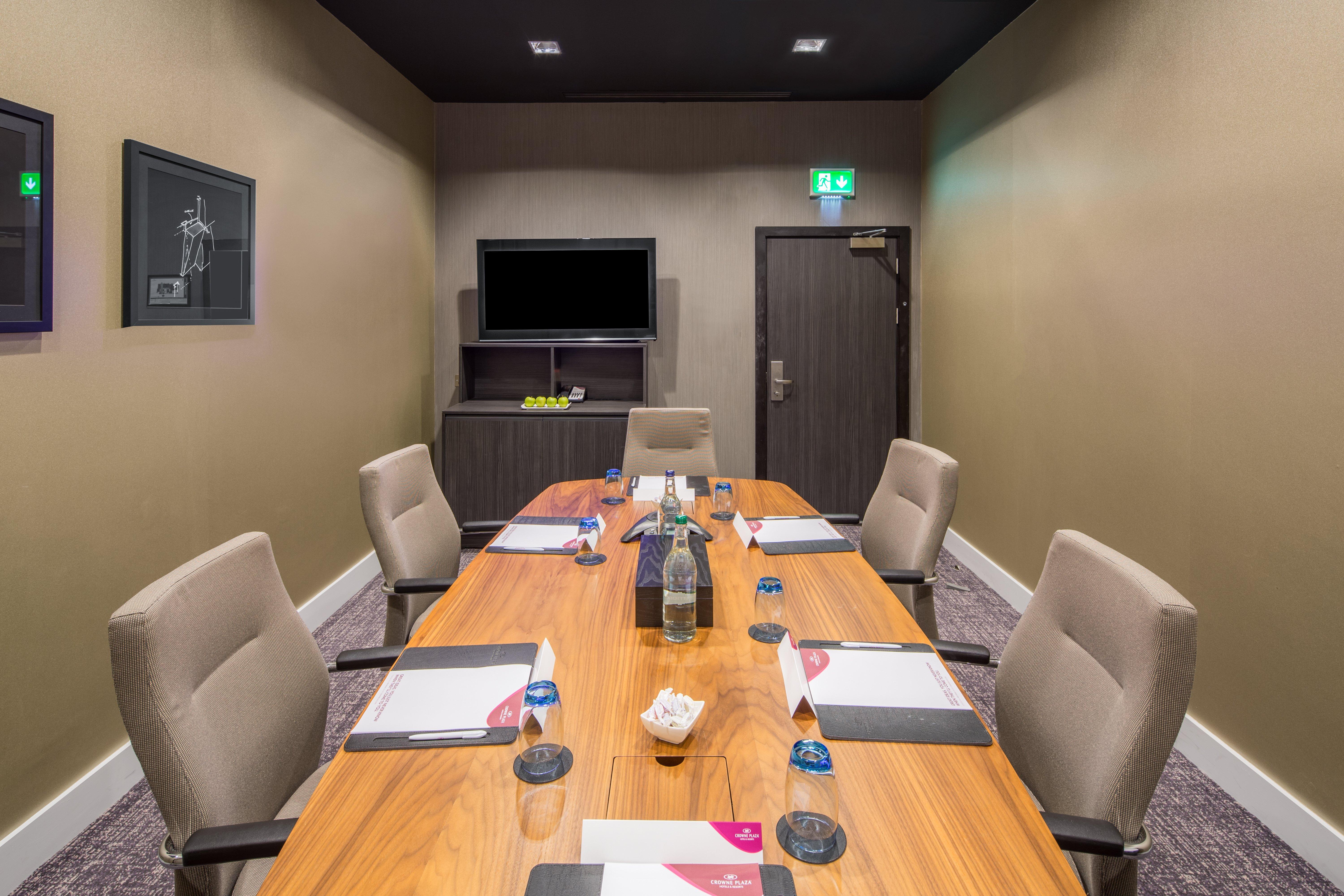 Crowne Plaza Aberdeen Airport By Ihg Dyce Exterior photo