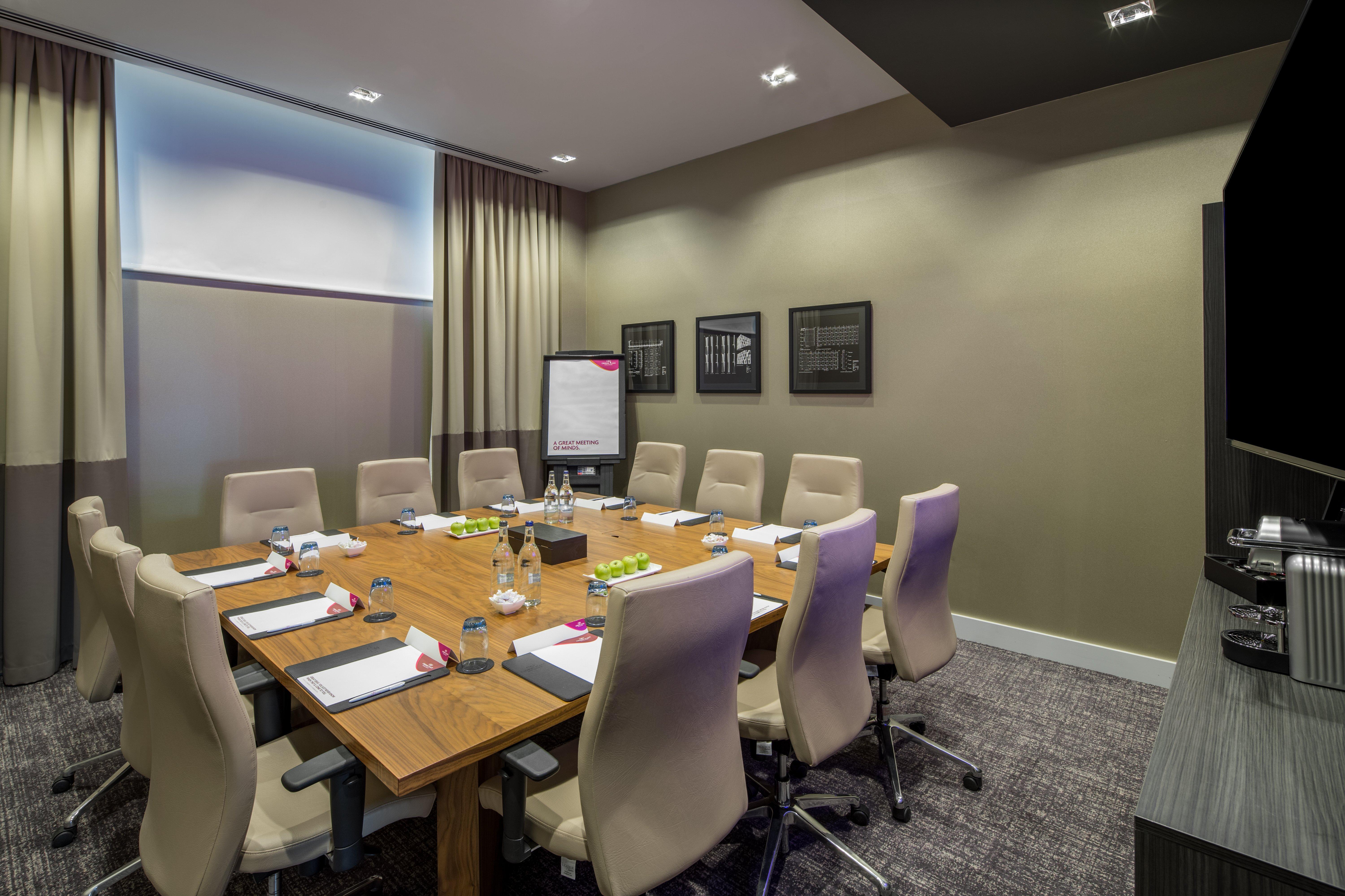 Crowne Plaza Aberdeen Airport By Ihg Dyce Exterior photo
