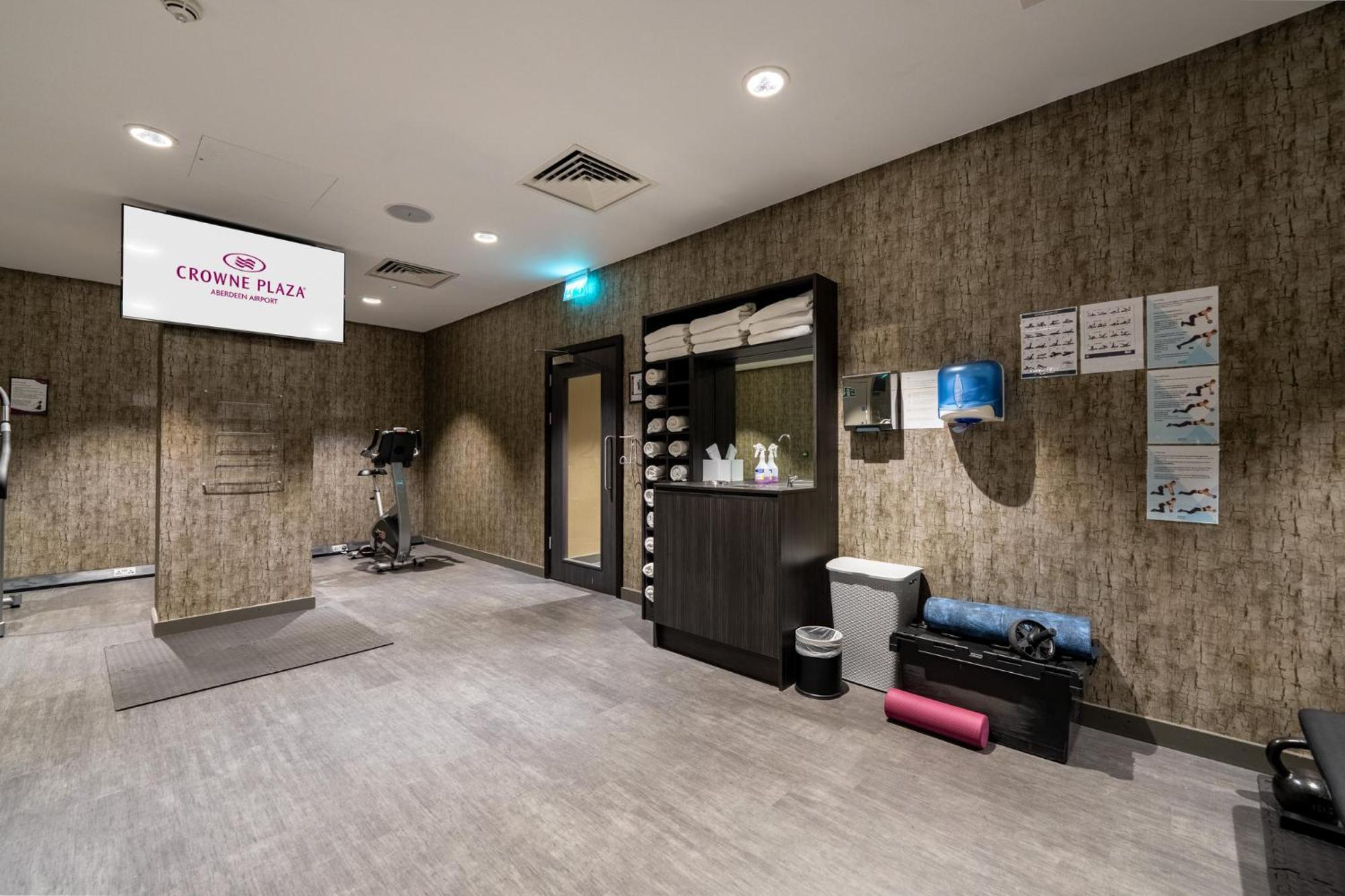 Crowne Plaza Aberdeen Airport By Ihg Dyce Exterior photo
