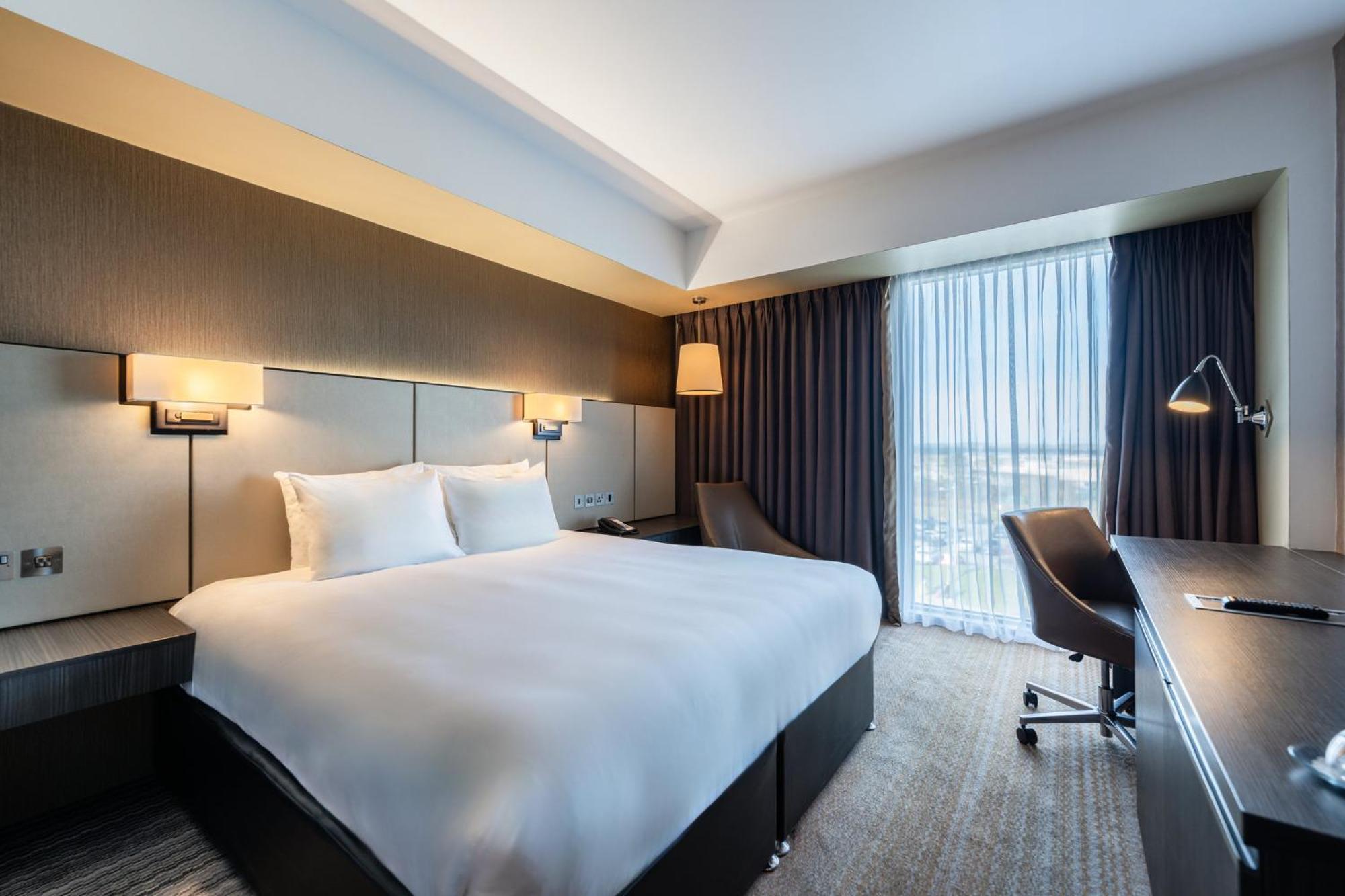 Crowne Plaza Aberdeen Airport By Ihg Dyce Exterior photo