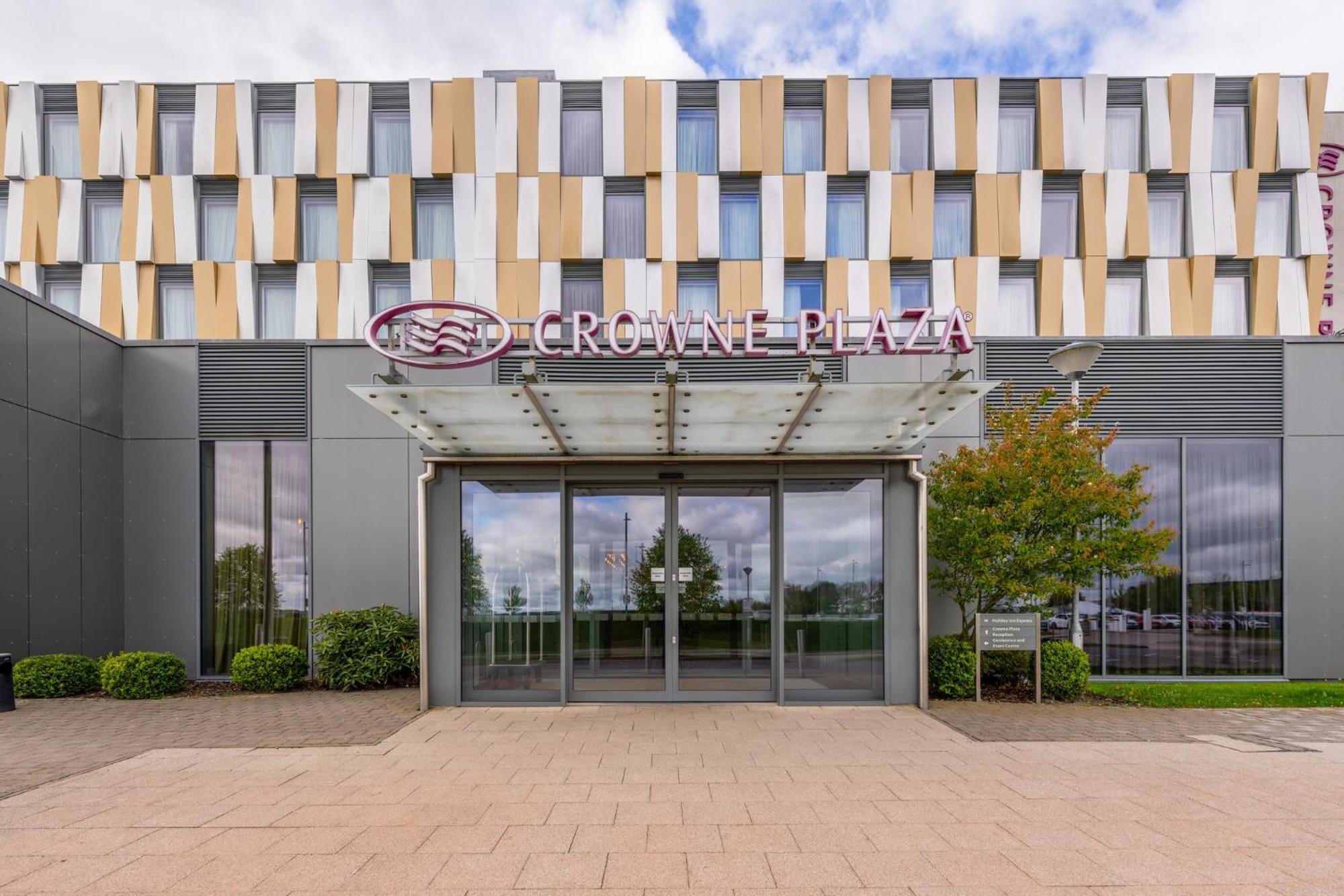 Crowne Plaza Aberdeen Airport By Ihg Dyce Exterior photo