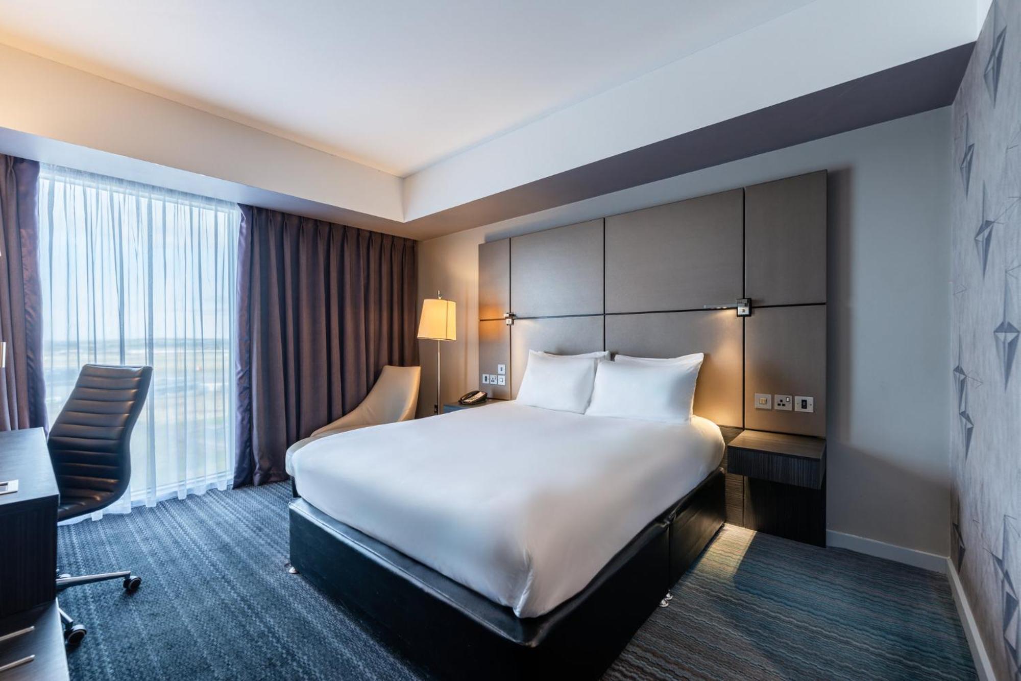 Crowne Plaza Aberdeen Airport By Ihg Dyce Exterior photo