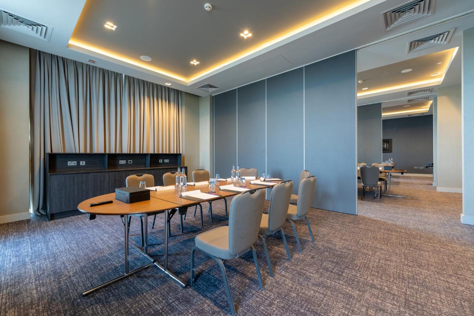 Crowne Plaza Aberdeen Airport By Ihg Dyce Exterior photo